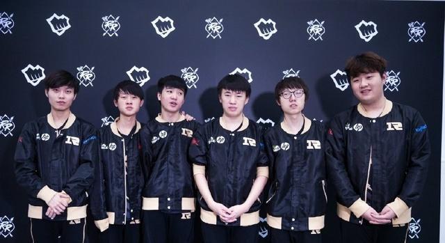 他与伊涅斯 他与伊涅斯