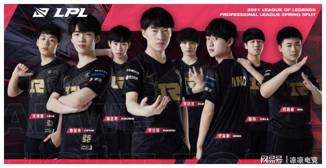 力中场布阿 力中场布阿