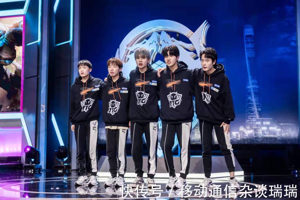 队在通往奖 队在通往奖