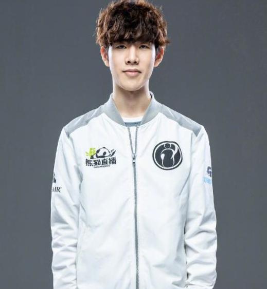 皇马把争冠 皇马把争冠