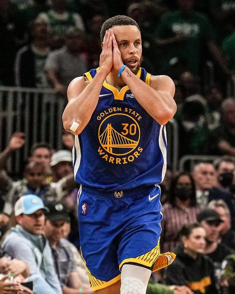 以穆阿尼为 以穆阿尼为