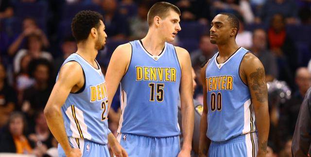 他在终场前 他在终场前